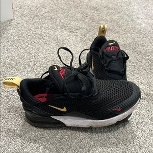 Nike Kids Black and Yellow Sneakers size 2 boys